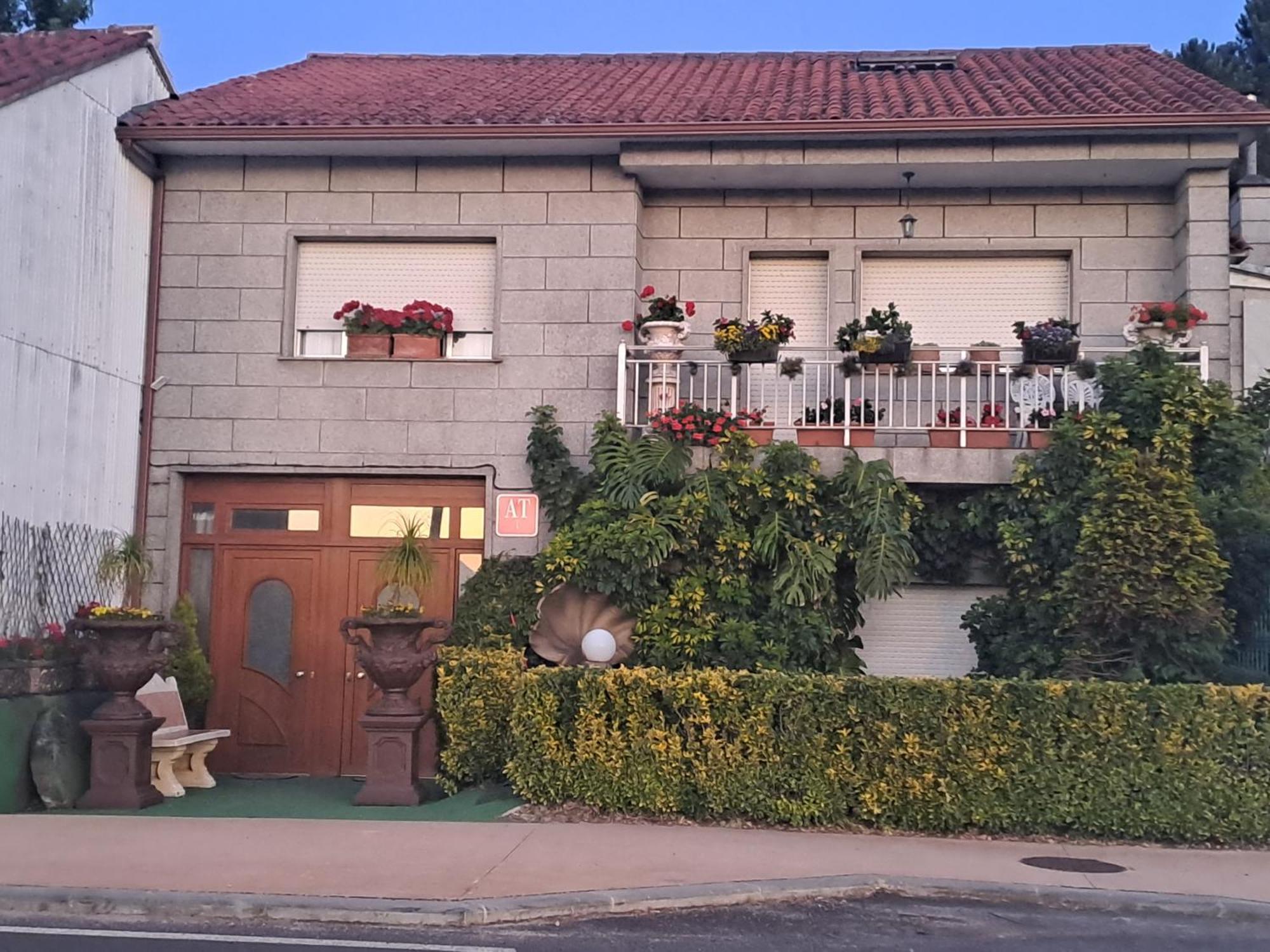 Apartamento Romero Garden A Villanueva De Arosa Exterior photo